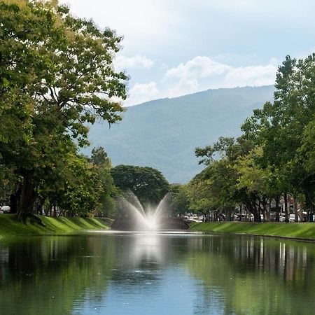 Sanae' Oldtown Hotel Chiang Mai Zewnętrze zdjęcie